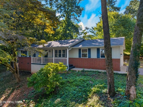 Photo of 536 Chisholm Tr, Knoxville, TN 37919 (MLS # 1355898)