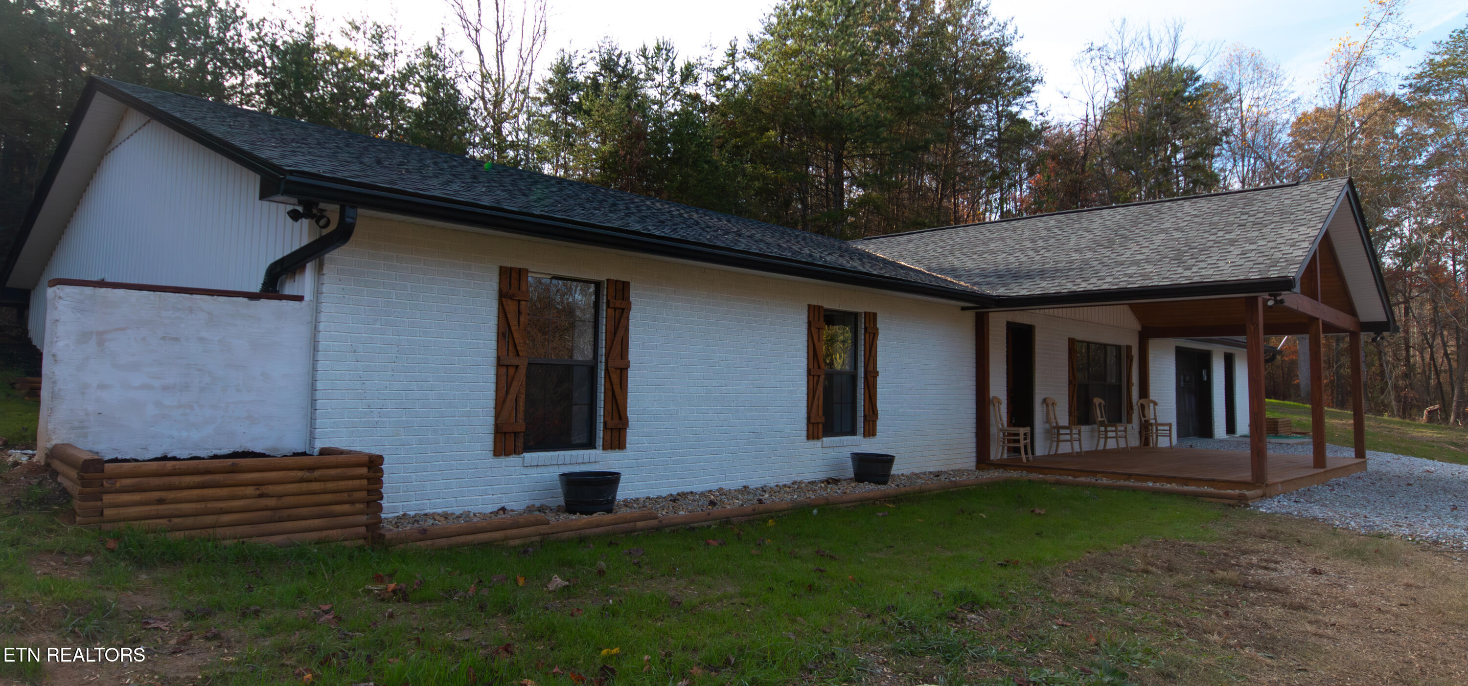 1497 Clevenger Rd