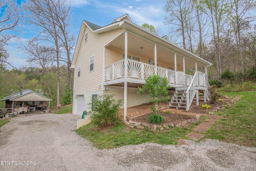 Photo of 211 Peanut Lane, New Tazewell, TN 37825 (MLS # 1297356)