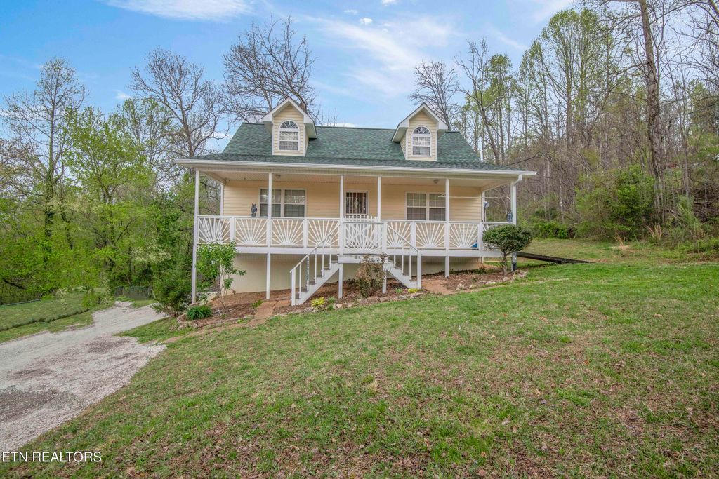 Photo of 211 Peanut Lane, New Tazewell, TN 37825 (MLS # 1297356)