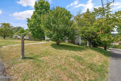 Tiny photo for 945 E Churchwell Ave, Knoxville, TN 37917 (MLS # 1354593)