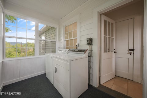Tiny photo for 945 E Churchwell Ave, Knoxville, TN 37917 (MLS # 1354593)