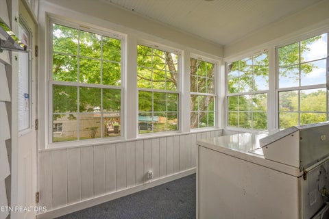 Tiny photo for 945 E Churchwell Ave, Knoxville, TN 37917 (MLS # 1354593)