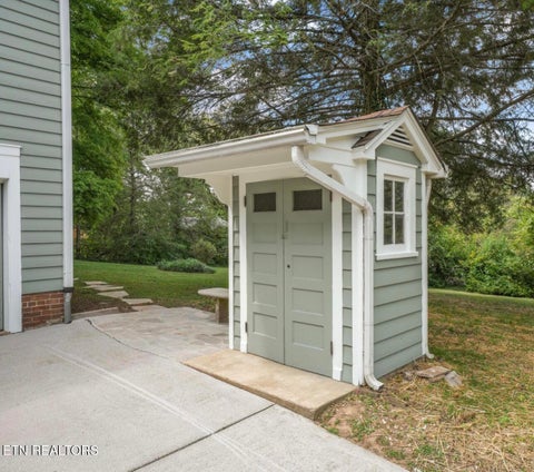Tiny photo for 945 E Churchwell Ave, Knoxville, TN 37917 (MLS # 1354593)