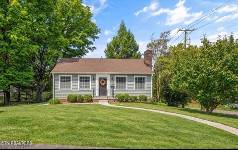 Tiny photo for 945 E Churchwell Ave, Knoxville, TN 37917 (MLS # 1354593)