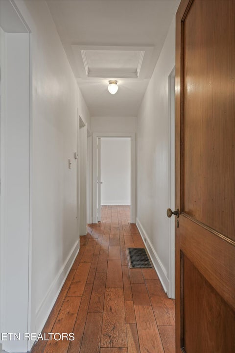 Tiny photo for 945 E Churchwell Ave, Knoxville, TN 37917 (MLS # 1354593)