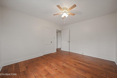 Tiny photo for 945 E Churchwell Ave, Knoxville, TN 37917 (MLS # 1354593)