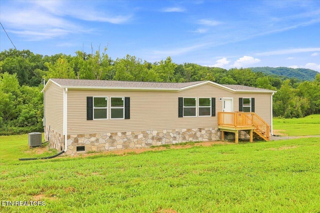 Photo of 5370 Rutledge Pike, Rutledge, TN 37861 (MLS # 1350306)