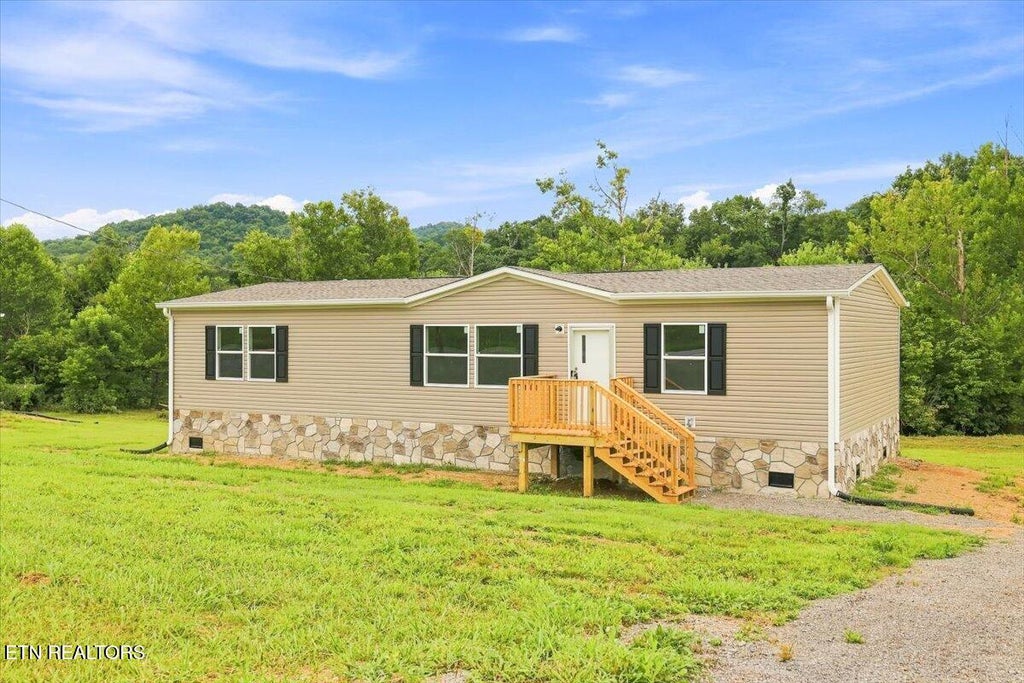 Photo of 5370 Rutledge Pike, Rutledge, TN 37861 (MLS # 1350306)