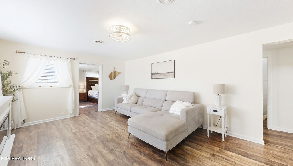 Photo of 4104 Buttermilk Rd, Kingston, TN 37763 (MLS # 1324995)