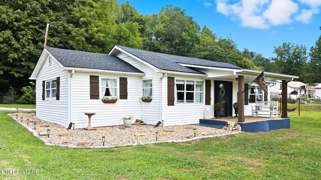 Photo of 4104 Buttermilk Rd, Kingston, TN 37763 (MLS # 1324995)