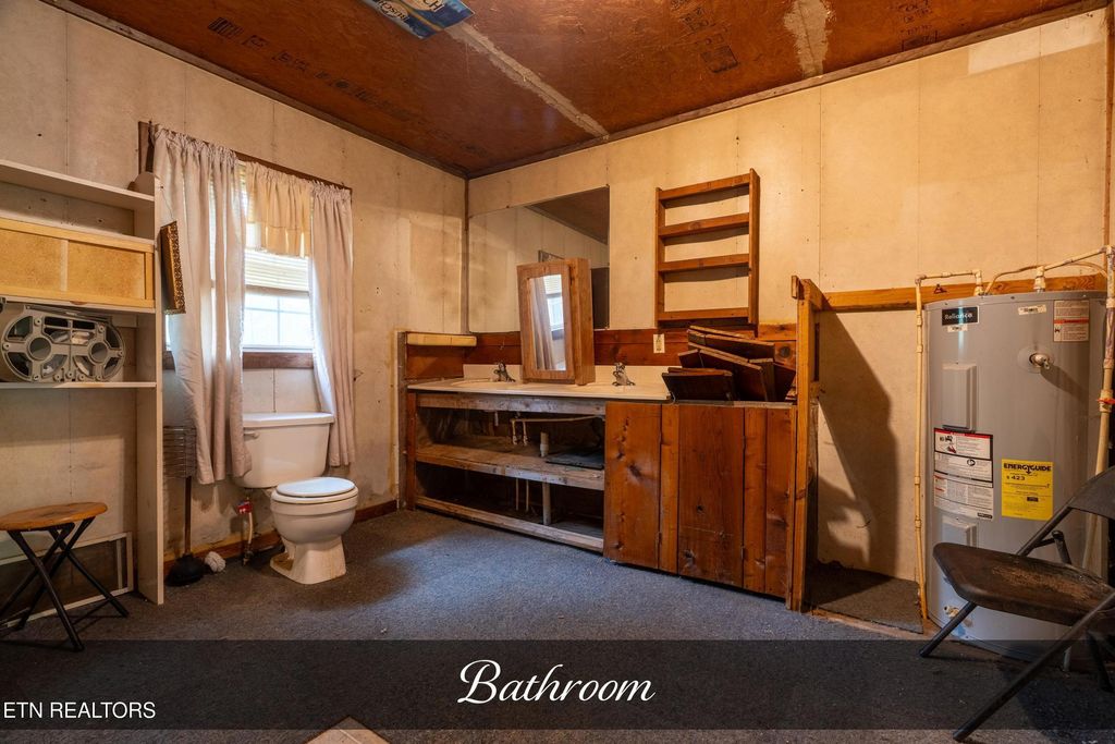 Photo of 486 Critter Creek Rd, Crossville, TN 38572 (MLS # 1299971)