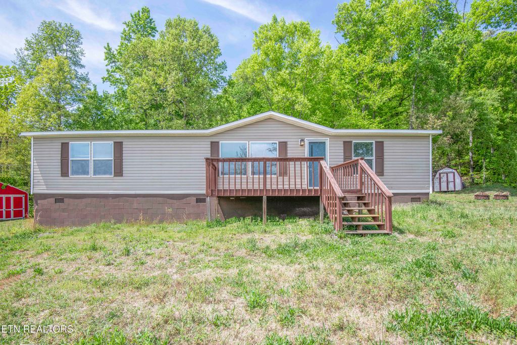 Photo of 629 Yarnell Rd, Clinton, TN 37716 (MLS # 1338281)