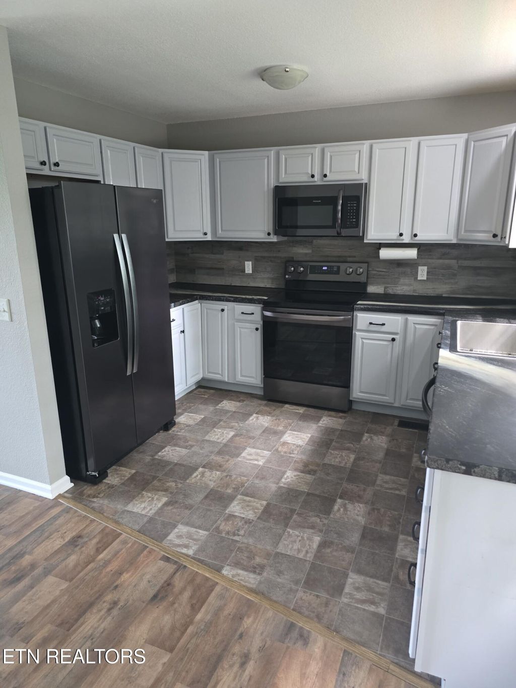 Photo of 221 Stone St, Seymour, TN 37865 (MLS # 1303752)