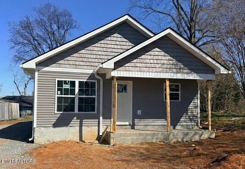 207 Andy Carr Ave Alcoa TN 37701