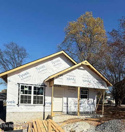 207 Andy Carr Ave Alcoa TN 37701