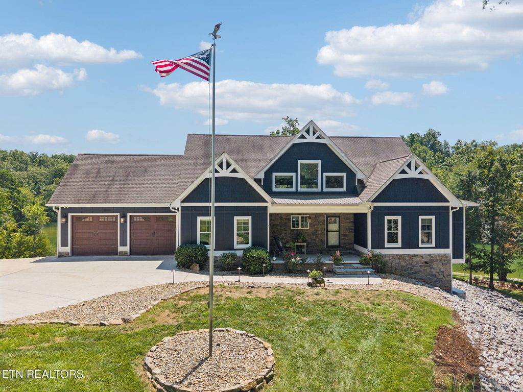 Photo of 210 Waterside Drive, Ten Mile, TN 37880 (MLS # 1309773)