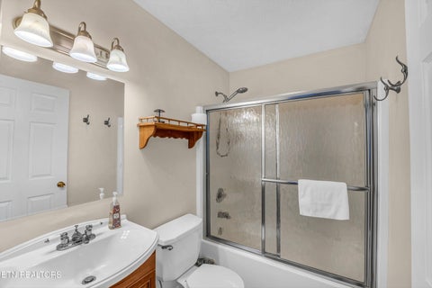Tiny photo for 2255 Red Bank Rd, Sevierville, TN 37876 (MLS # 1355691)