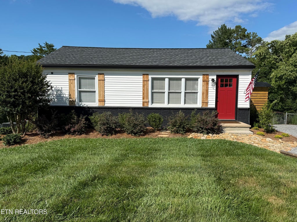 Photo of 8024 Brickyard Rd, Powell, TN 37849 (MLS # 1345624)