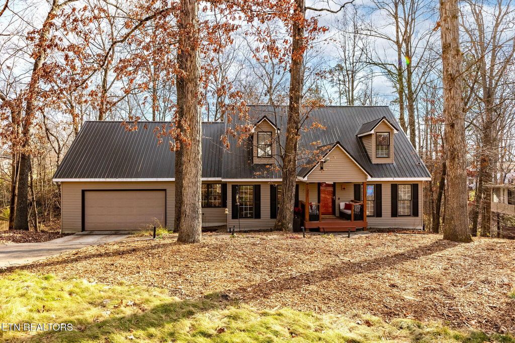 Photo of 1221 Live Oak Circle, Knoxville, TN 37932 (MLS # 1324260)