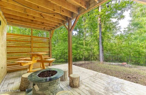 Tiny photo for 109 Laurel Way, Gatlinburg, TN 37738 (MLS # 1334112)