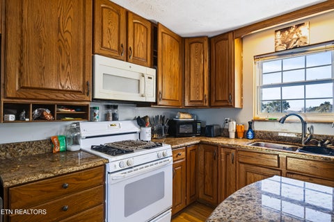 Tiny photo for 7325 Hallbrook Rd, Knoxville, TN 37918 (MLS # 1357452)