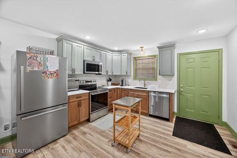 Tiny photo for 12111221 Camp Belle Air Rd, Sparta, TN 38583 (MLS # 1342517)