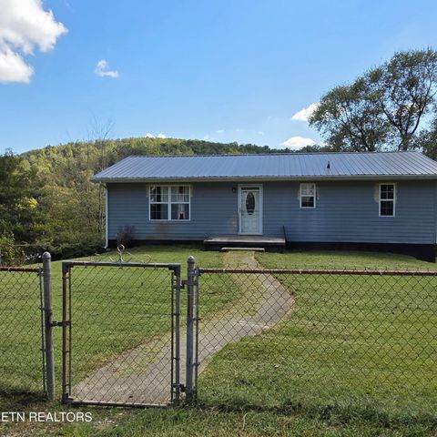 Photo of 112 Dogwood St, Maynardville, TN 37807 (MLS # 1316967)