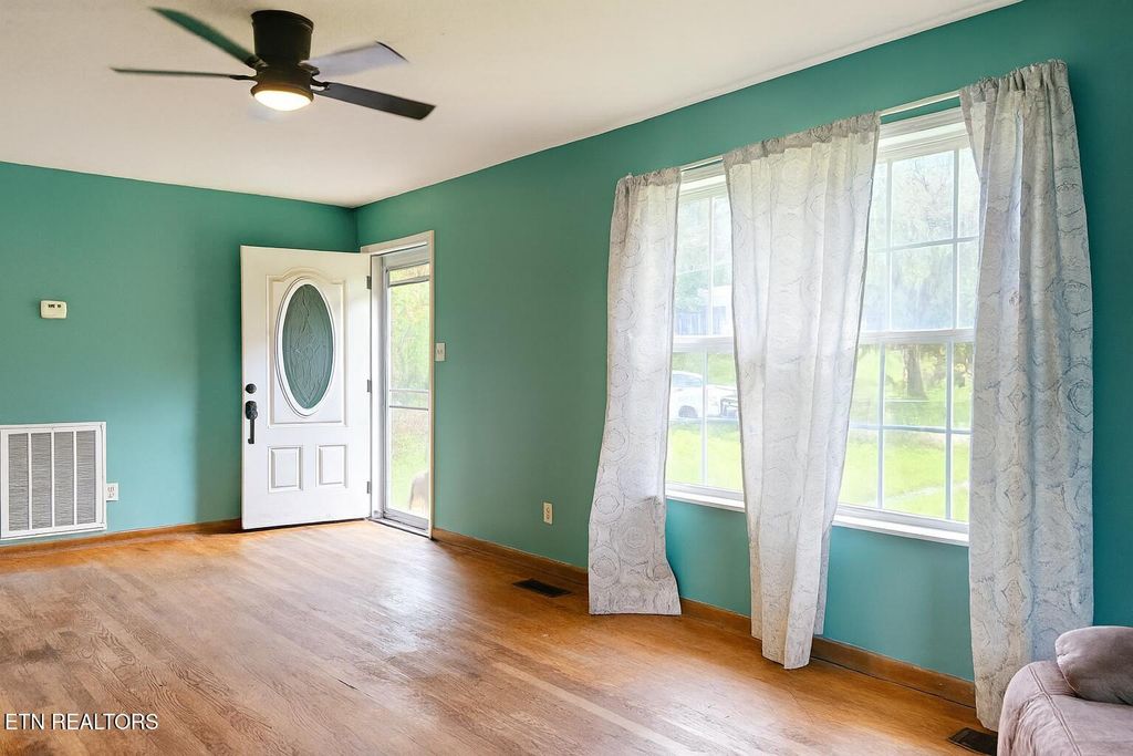 Photo of 112 Dogwood St, Maynardville, TN 37807 (MLS # 1316967)