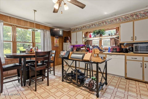 Tiny photo for 139 County Road 532, Etowah, TN 37331 (MLS # 1354863)