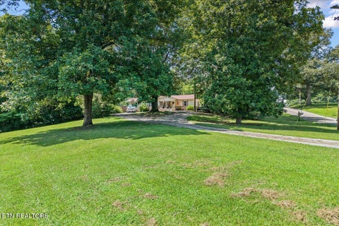 Tiny photo for 139 County Road 532, Etowah, TN 37331 (MLS # 1354863)