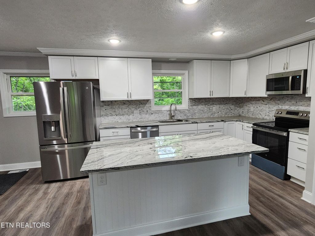 Photo of 318 Shady Lane, Kingston, TN 37763 (MLS # 1300829)