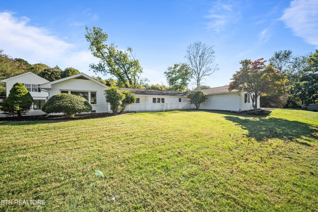 Photo of 13112 Boyd Station Rd, Knoxville, TN 37922 (MLS # 1359070)
