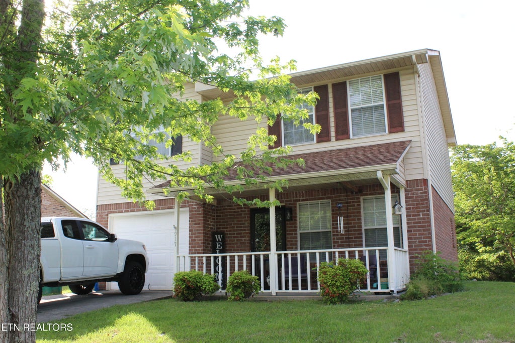 Photo of 917 Rose Petal Lane, Knoxville, TN 37938 (MLS # 1300768)