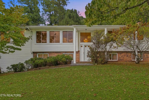 Tiny photo for 347 E Chestnut Hill Rd, Townsend, TN 37882 (MLS # 1355854)