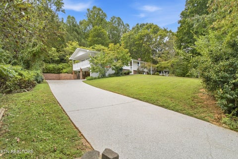 Tiny photo for 347 E Chestnut Hill Rd, Townsend, TN 37882 (MLS # 1355854)