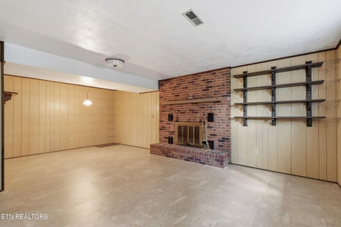 Tiny photo for 347 E Chestnut Hill Rd, Townsend, TN 37882 (MLS # 1355854)