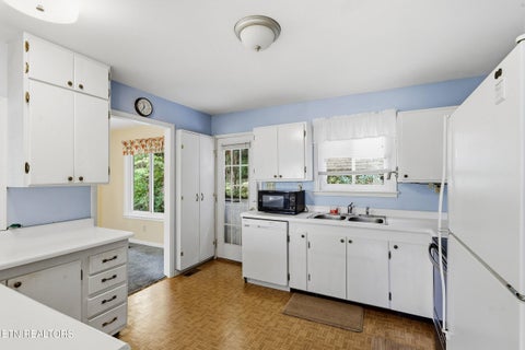 Tiny photo for 347 E Chestnut Hill Rd, Townsend, TN 37882 (MLS # 1355854)