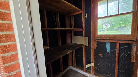 Tiny photo for 208 E Dyer St, Madisonville, TN 37354 (MLS # 1342857)