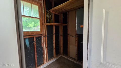 Tiny photo for 208 E Dyer St, Madisonville, TN 37354 (MLS # 1342857)