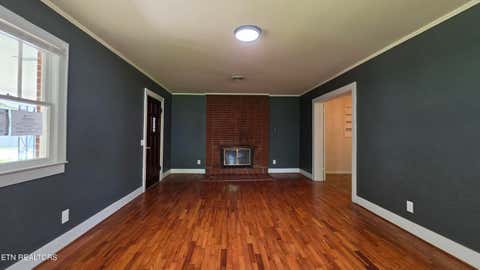 Tiny photo for 208 E Dyer St, Madisonville, TN 37354 (MLS # 1342857)
