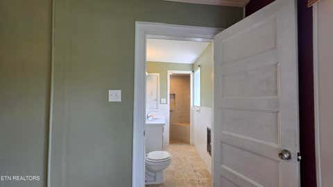 Tiny photo for 208 E Dyer St, Madisonville, TN 37354 (MLS # 1342857)