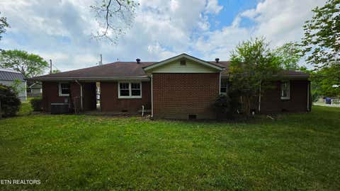 Tiny photo for 208 E Dyer St, Madisonville, TN 37354 (MLS # 1342857)