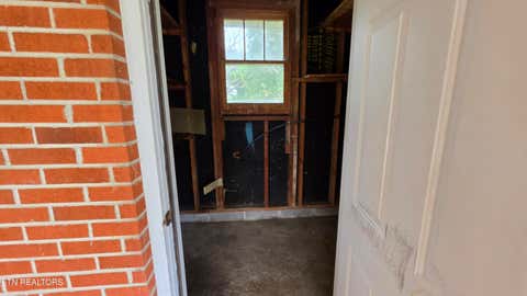 Tiny photo for 208 E Dyer St, Madisonville, TN 37354 (MLS # 1342857)