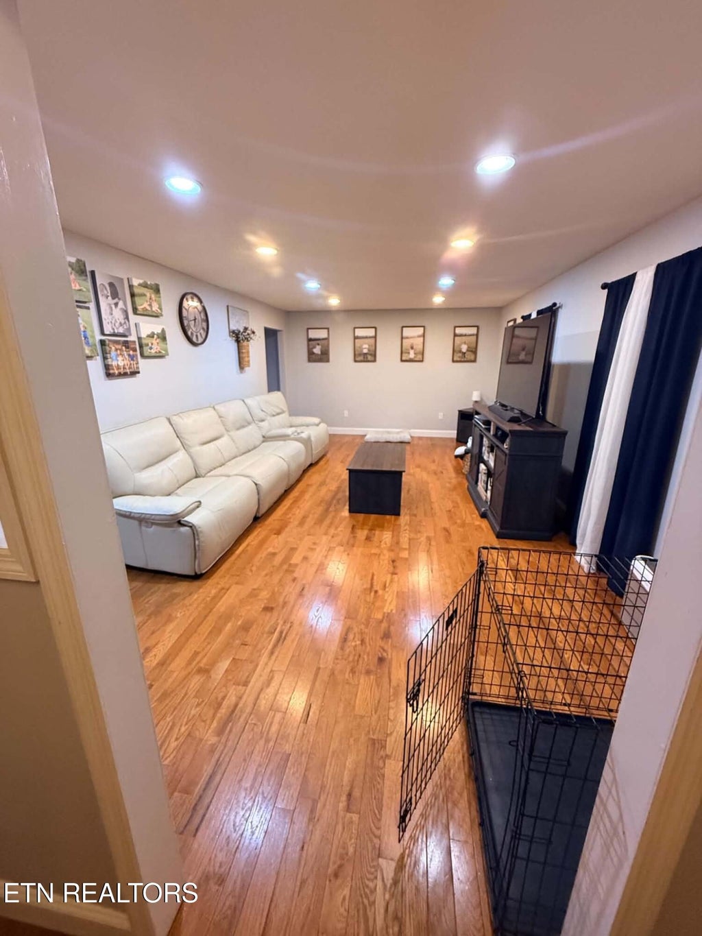 Photo of 212 Norfolk Circle, Harrogate, TN 37752 (MLS # 1354357)