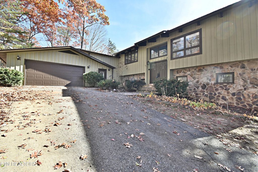 Photo of 2173 Waters End Rd, Walland, TN 37886 (MLS # 1245927)