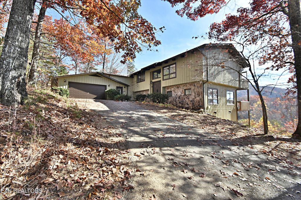 Photo of 2173 Waters End Rd, Walland, TN 37886 (MLS # 1245927)