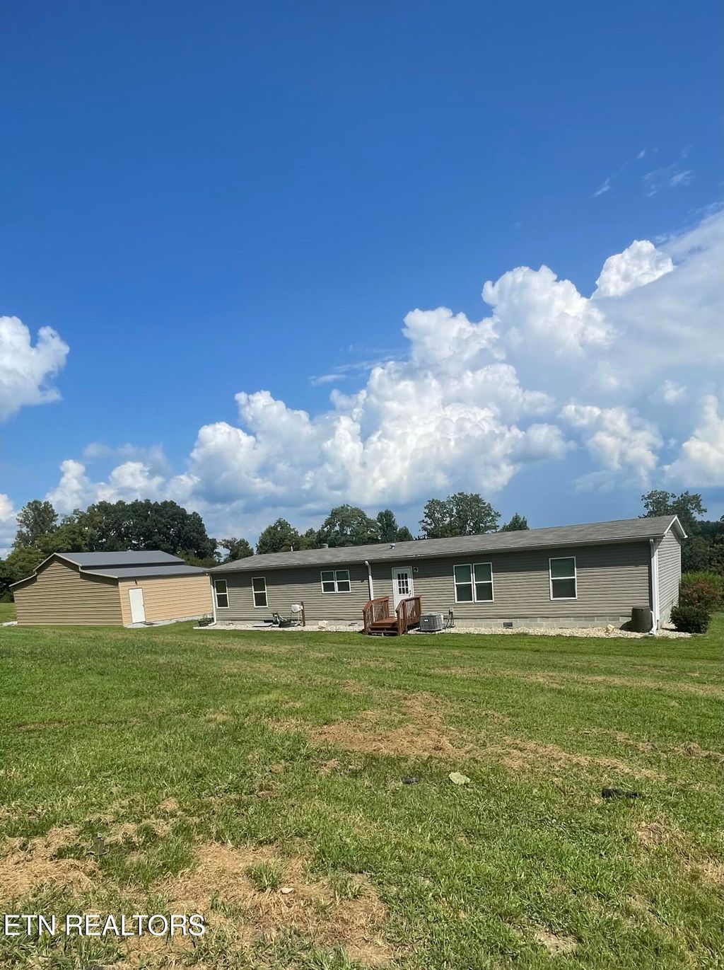 Photo of 1814 Bacchus Rd, Tazewell, TN 37879 (MLS # 1312077)