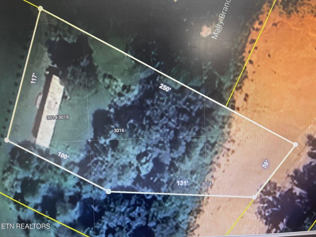 Photo of 3014 Montvale Rd, Maryville, TN 37803 (MLS # 1322663)