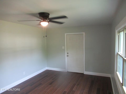 Tiny photo for 3333 Fontana St, Knoxville, TN 37917 (MLS # 1343446)